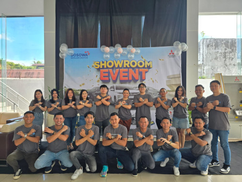 Sales Mobil  Mitsubishi Manado 